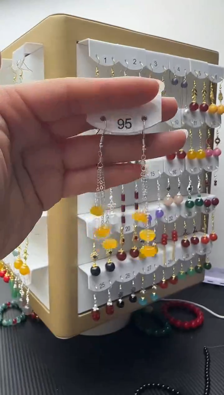 未镶嵌石英质玉（非洲翠）耳坠95