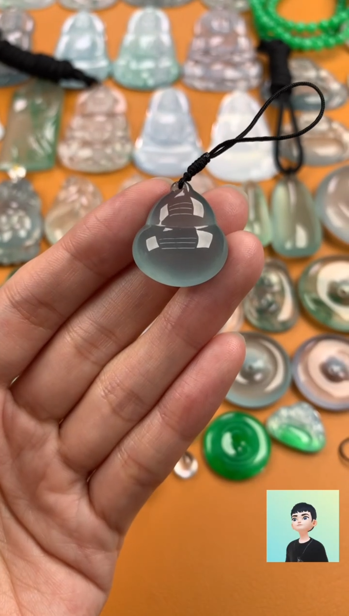 翡翠未镶嵌颈饰21.2-19.4-9.5