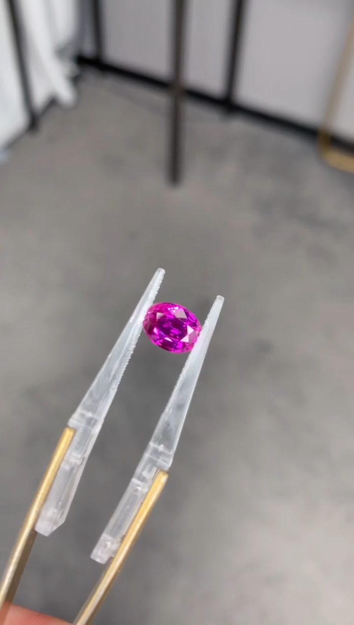 【闪购商品】彩色蓝宝石裸石未镶嵌2ct无烧紫蓝宝