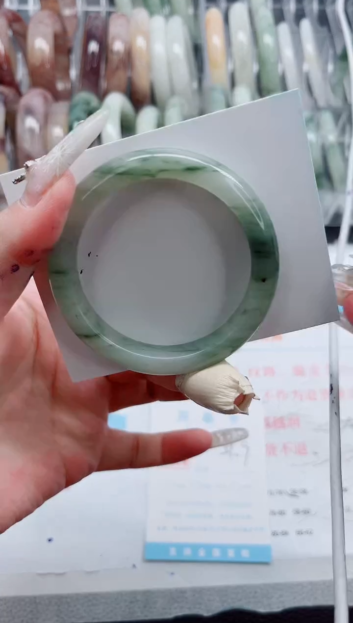 【闪购商品】石英质玉手镯未镶嵌A132-51.9