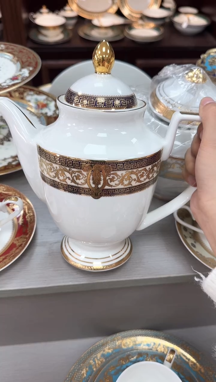 【闪购商品】瓷片茶壶1个微瑕  春节活动福利价