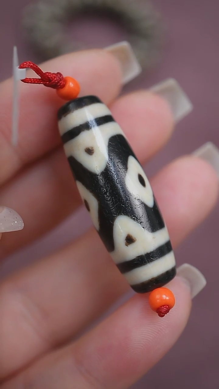 【闪购商品】玛瑙/玉髓颈饰未镶嵌蚀花玛瑙珠定制编绳