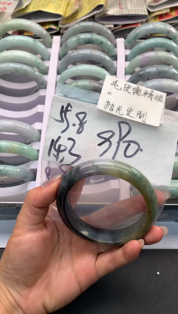 【闪购商品】定制翡翠未镶嵌毛货需精细抛光+多人