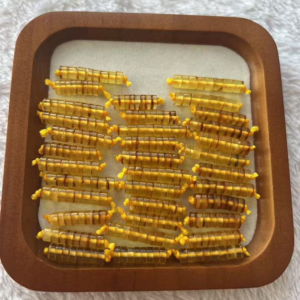 天然俄料蜜蜡隔片｛微微瑕款}多样性发其一