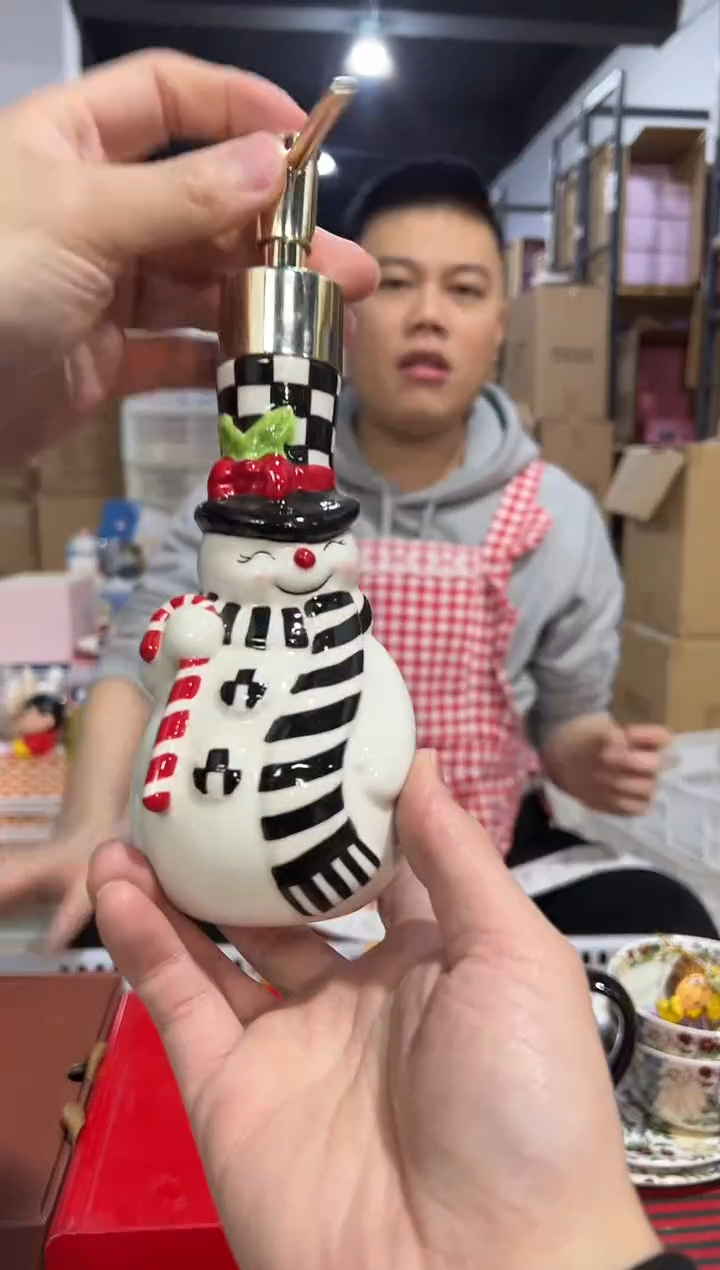 【闪购商品】杯黑白雪人按压瓶