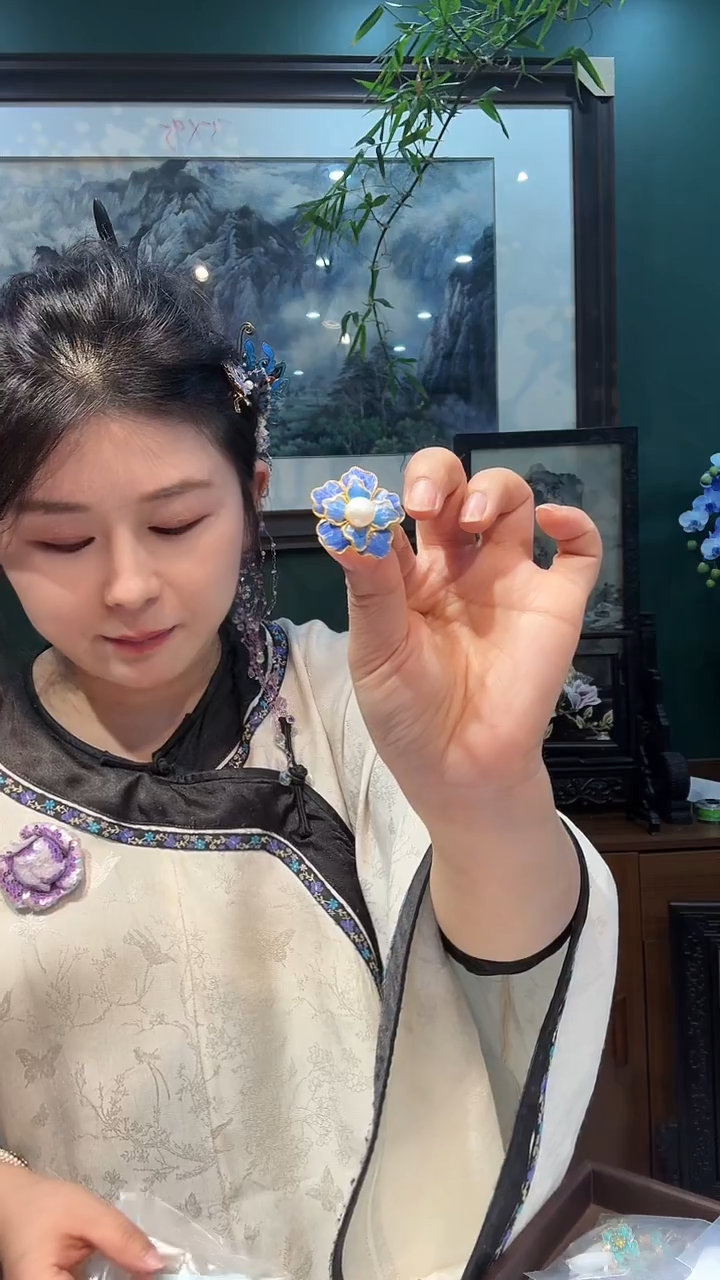 无铜合金非遗点翠饰品