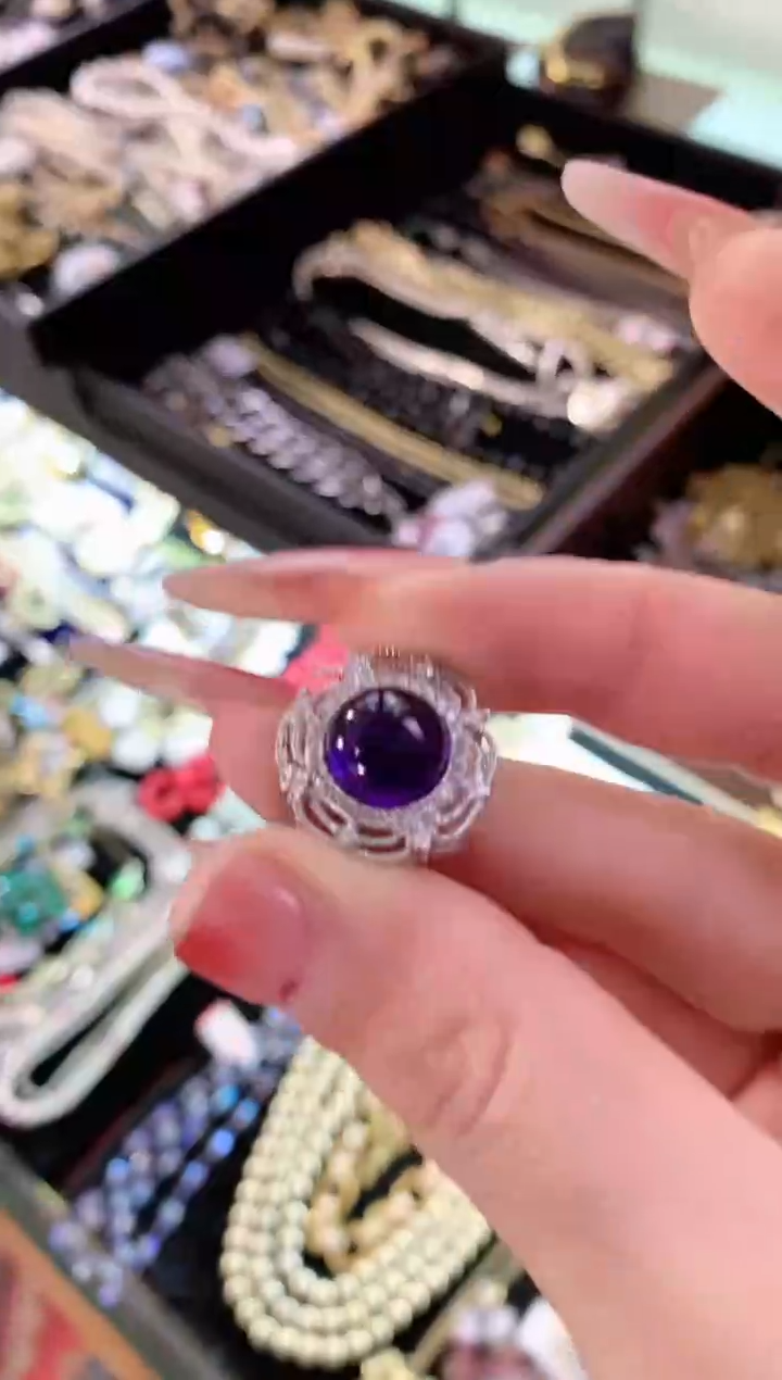 【闪购商品】瓷片楚楚中古珠宝甄选不退换