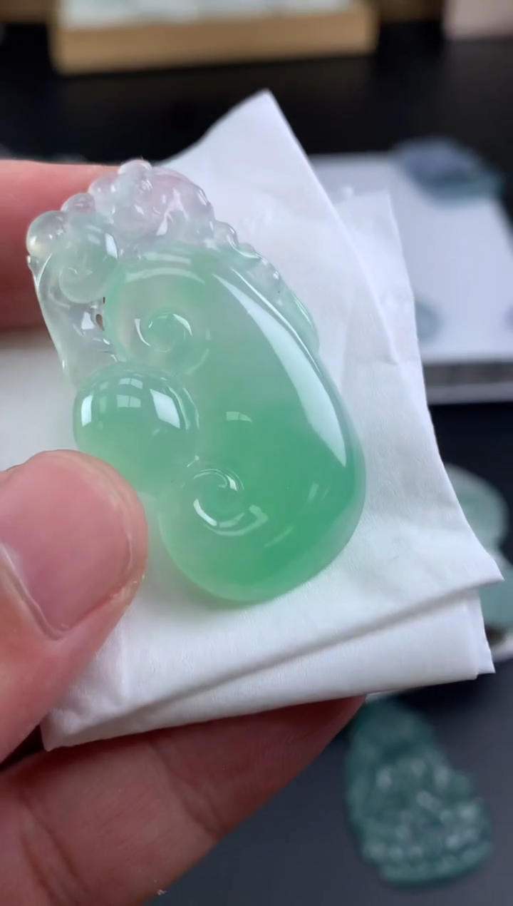 【闪购商品】定制翡翠未镶嵌翡翠