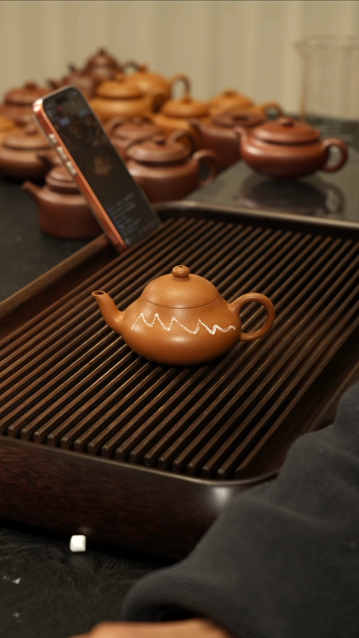 茶壶紫砂收个邮费壶底开裂的