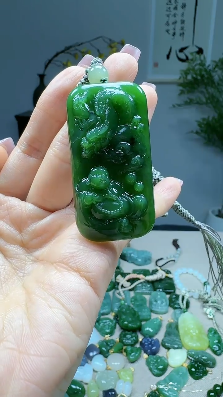 未镶嵌和田玉挂件1