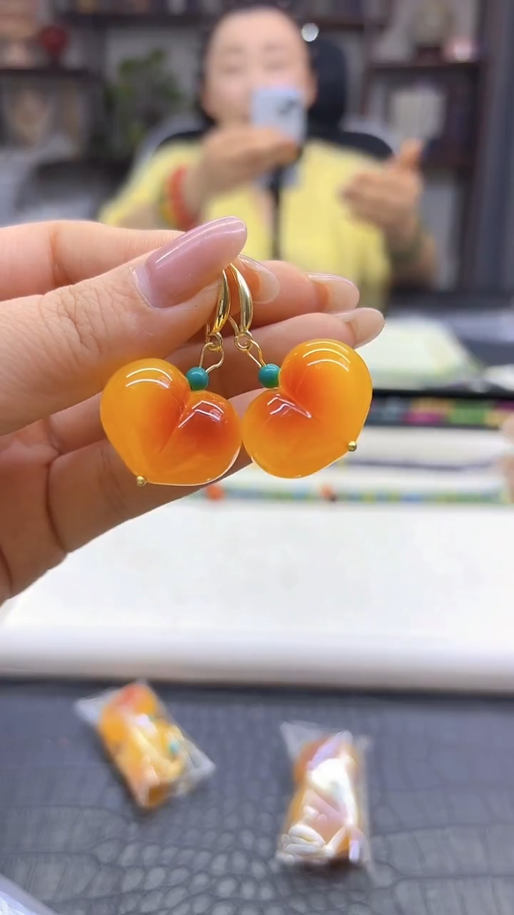 蜜蜡14K金镶嵌耳饰耳勾E904