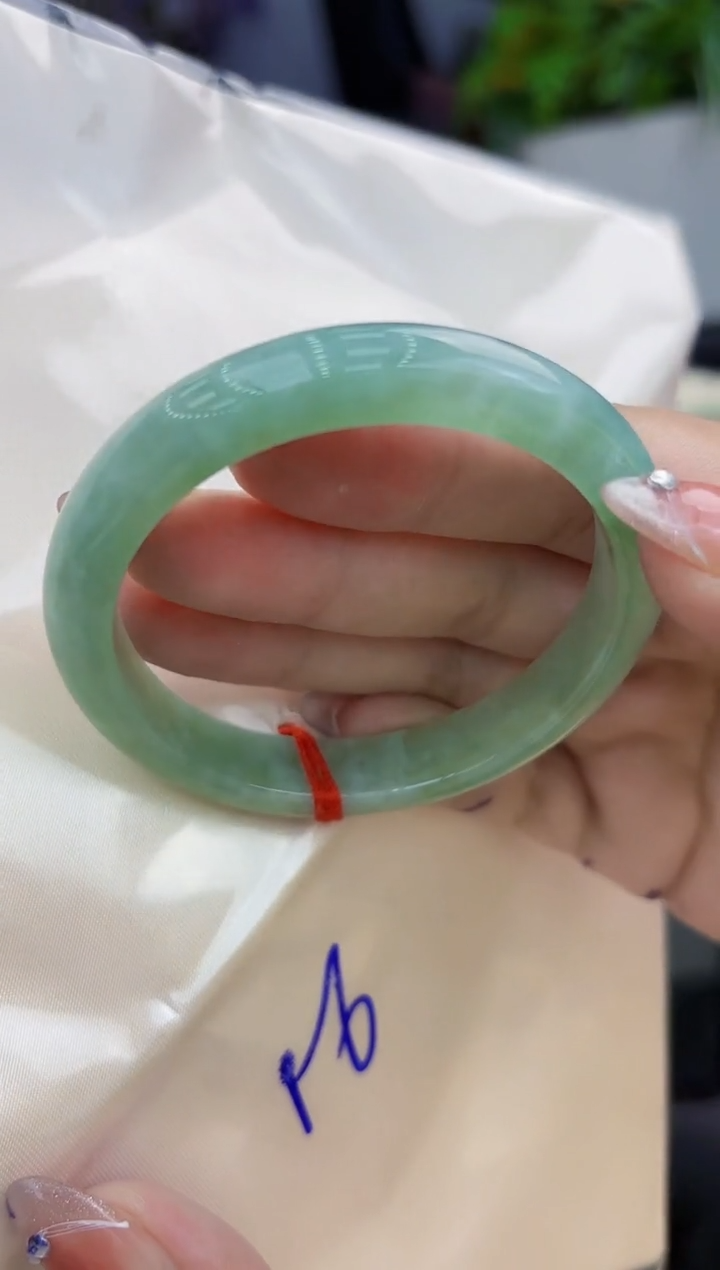 【闪购商品】翡翠手镯未镶嵌翡翠手镯