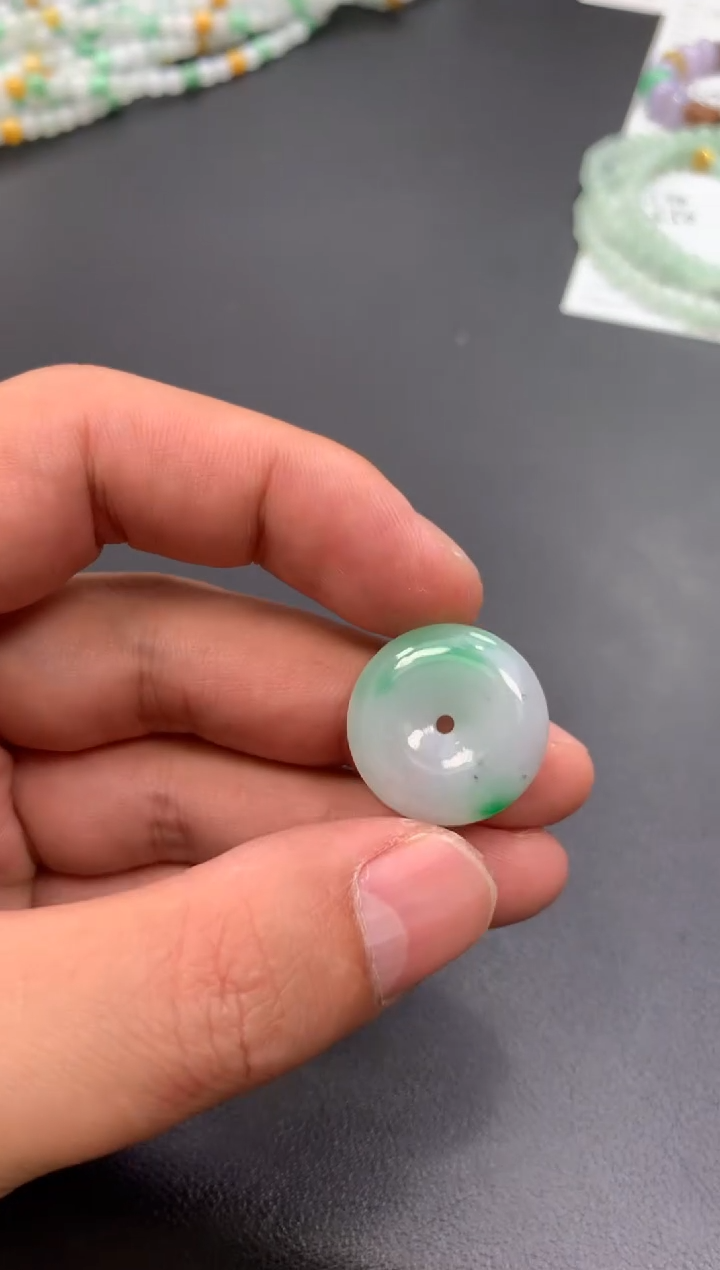 未镶嵌定制翡翠自营供应 48小时鉴赏期 