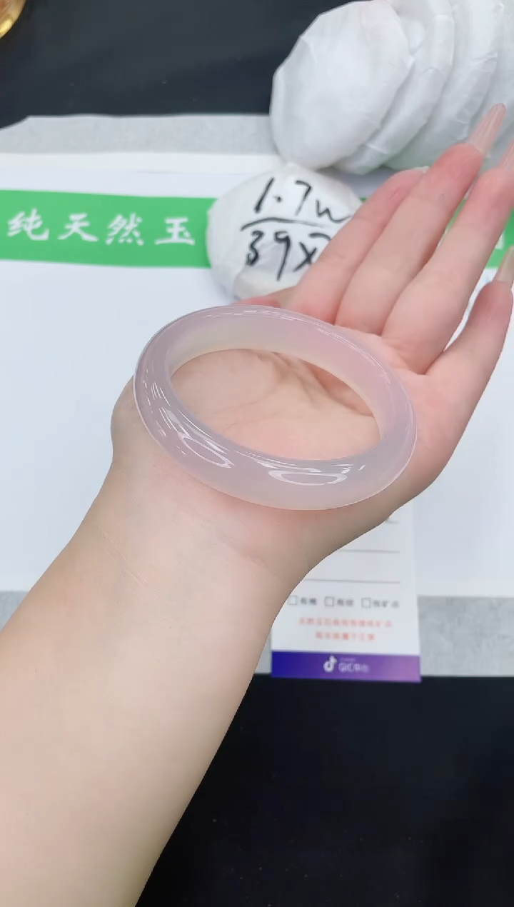 【闪购商品】石英质玉手镯未镶嵌M130-56+