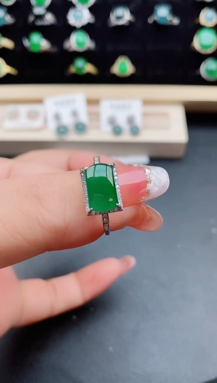 【闪购商品】翡翠戒指银S925镶嵌2321312