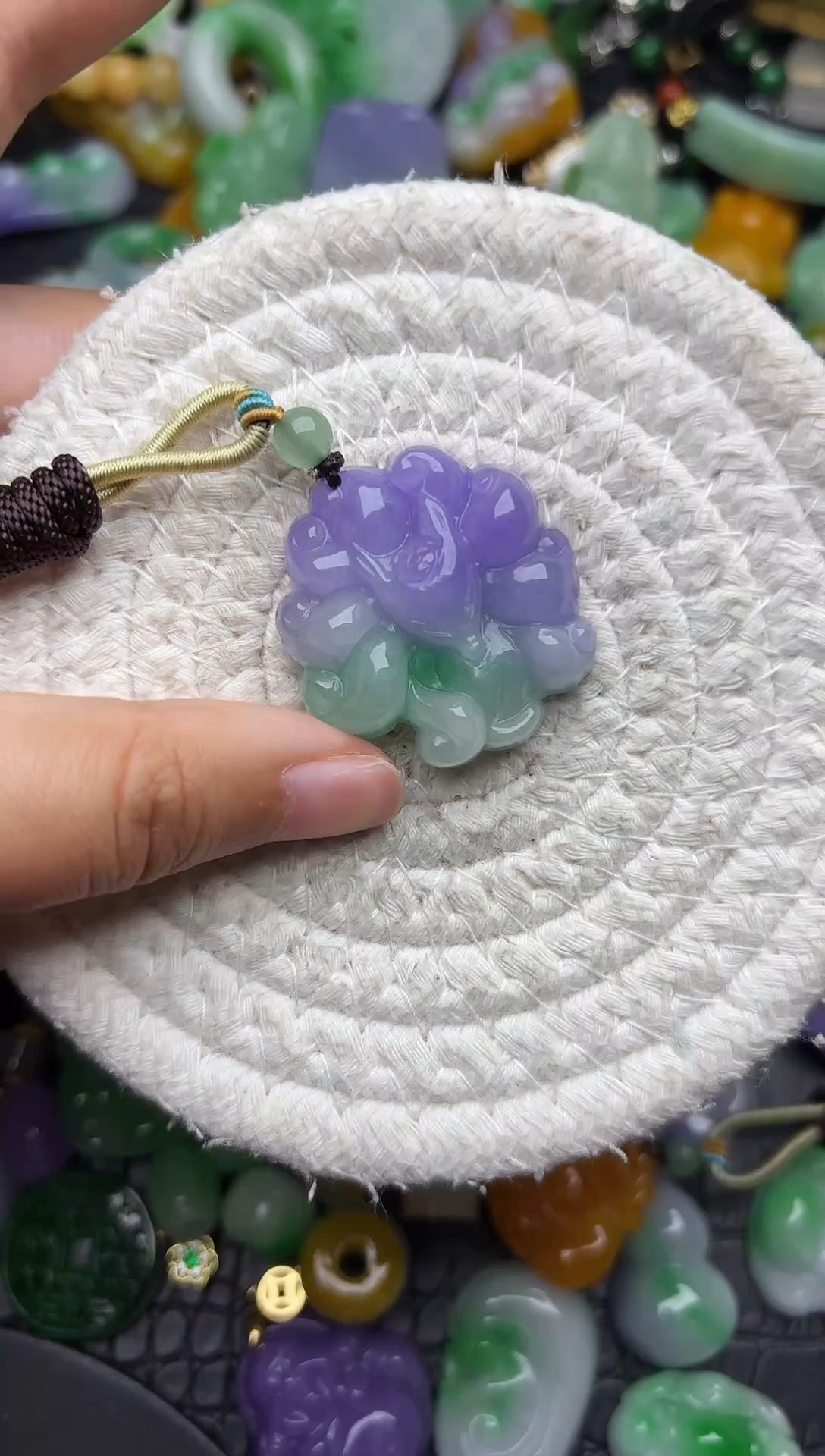 颈饰未镶嵌翡翠缅甸翡翠吊坠