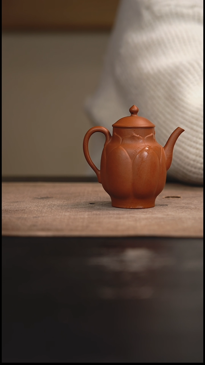 【闪购商品】紫砂茶壶莲花宫灯壶红泥90cc