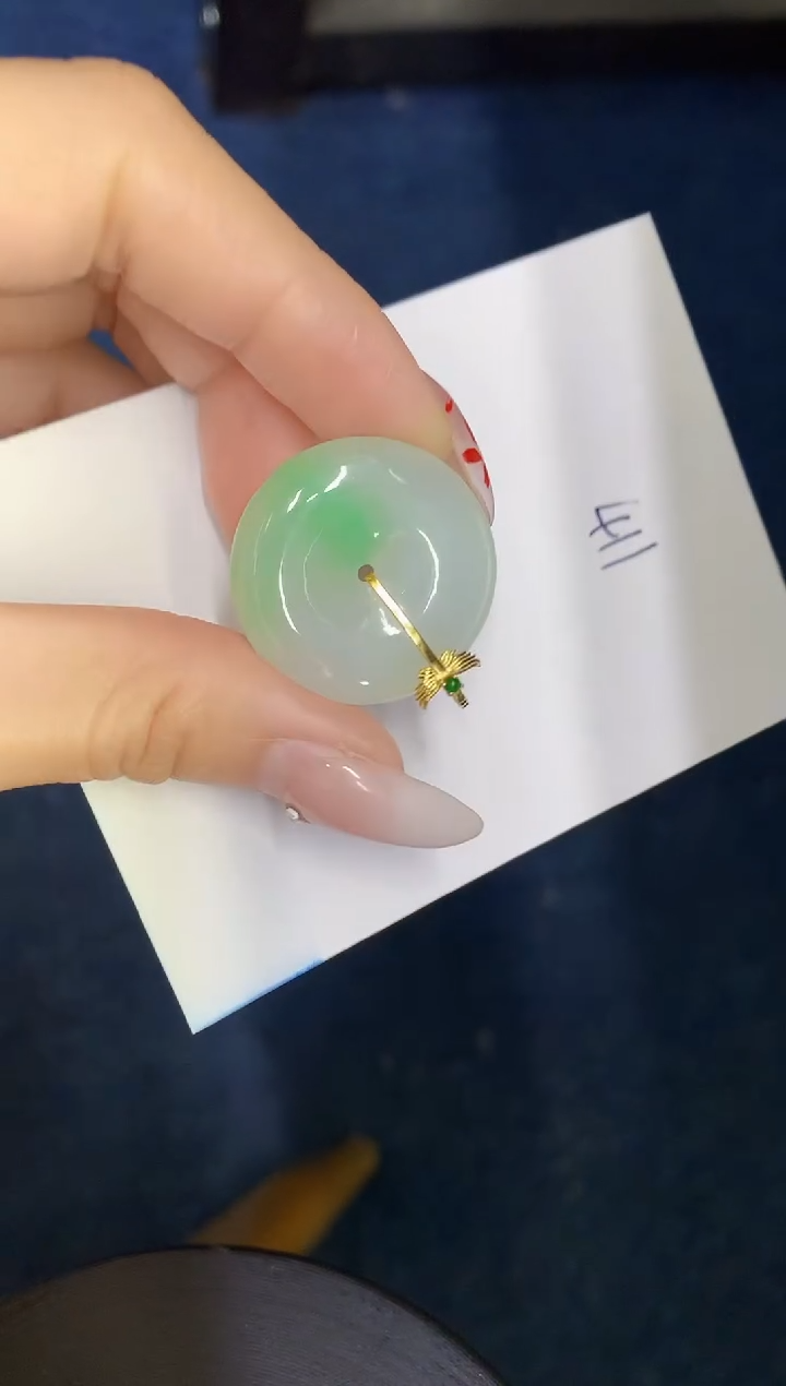 【闪购商品】翡翠颈饰18K金镶嵌00000000000