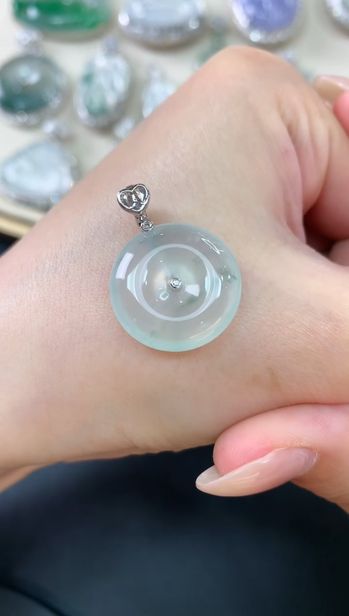 【闪购商品】翡翠吊坠(不含链)18K金镶嵌A502|4800