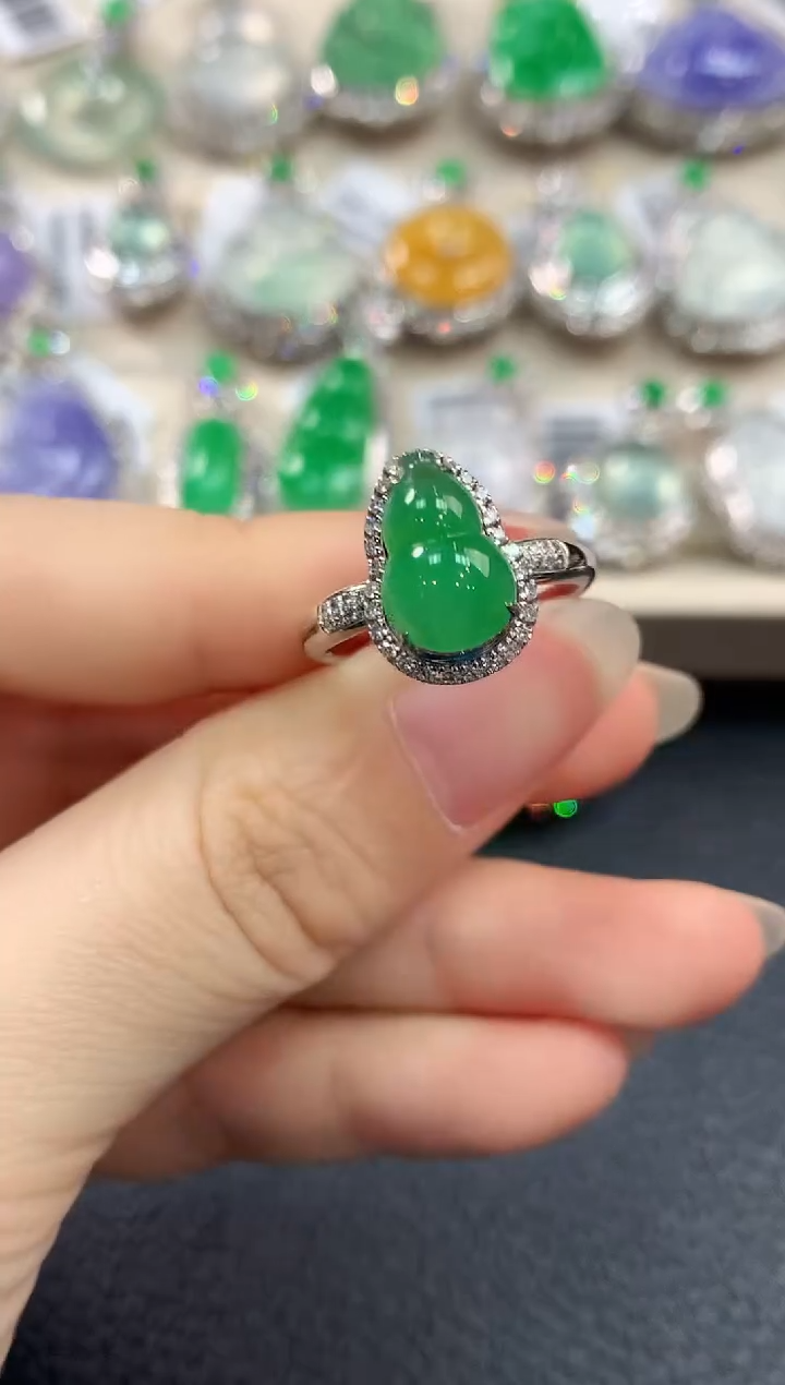 【闪购商品】翡翠戒指18K金镶嵌m13  