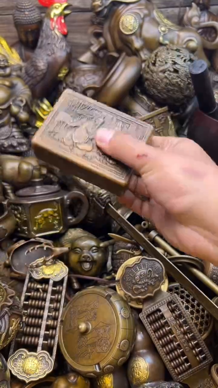 精美铜器，点击下单