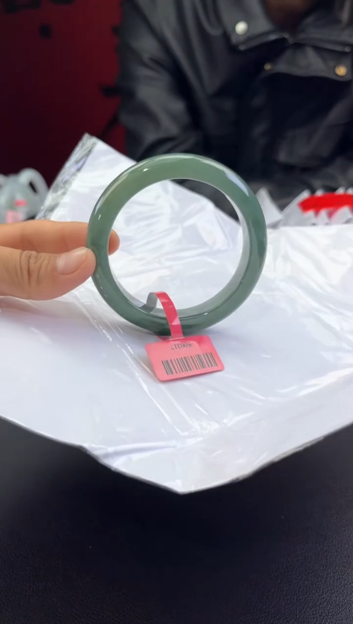 【闪购商品】翡翠手镯未镶嵌翡翠手镯
