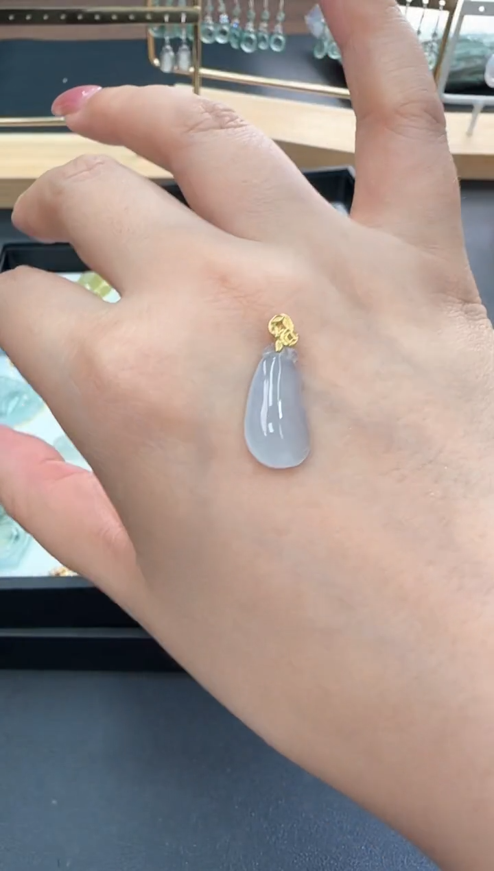 【闪购商品】翡翠颈饰18K金镶嵌250212163