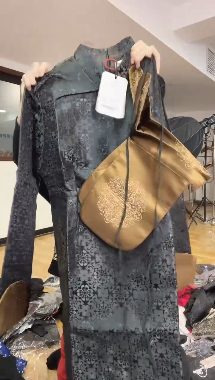 3XL码    135-145斤    重工裙