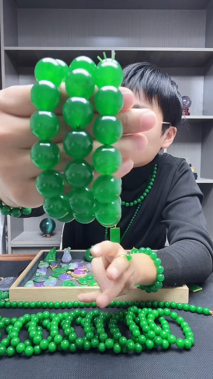 未镶嵌手链翡翠手链