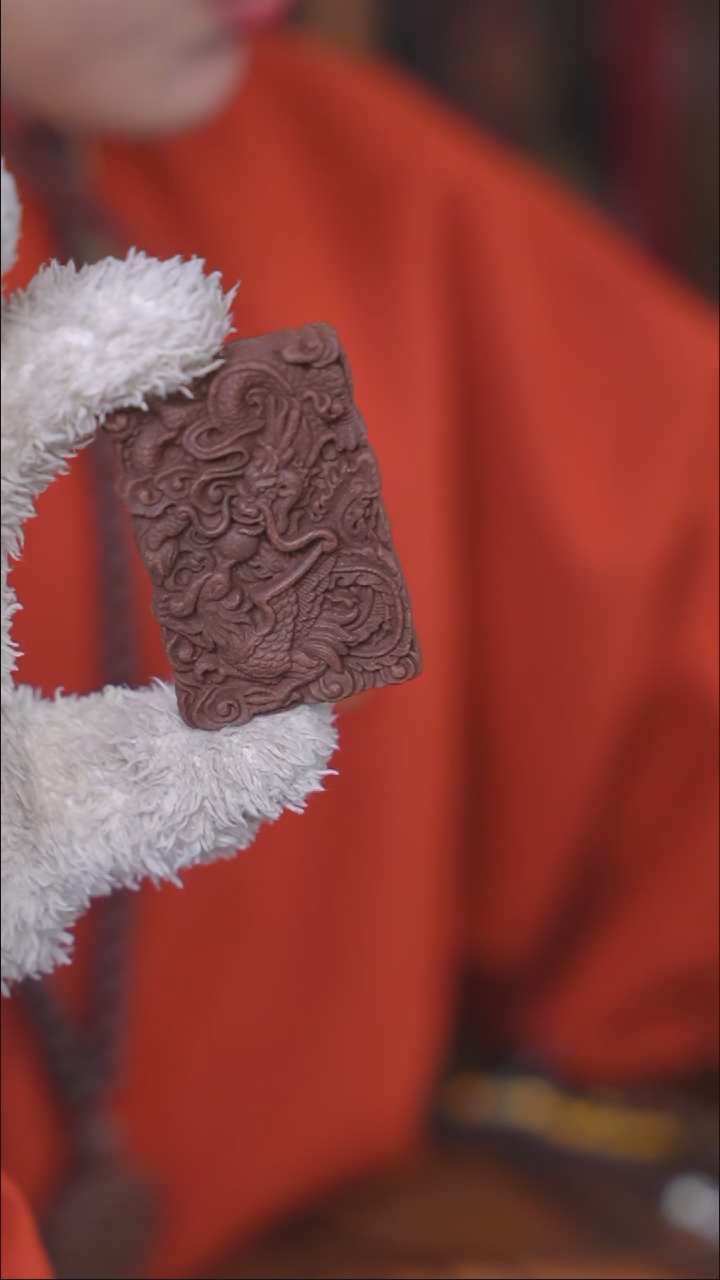 【闪购商品】泥塑龙涎念慈龙凤呈祥脖挂款式