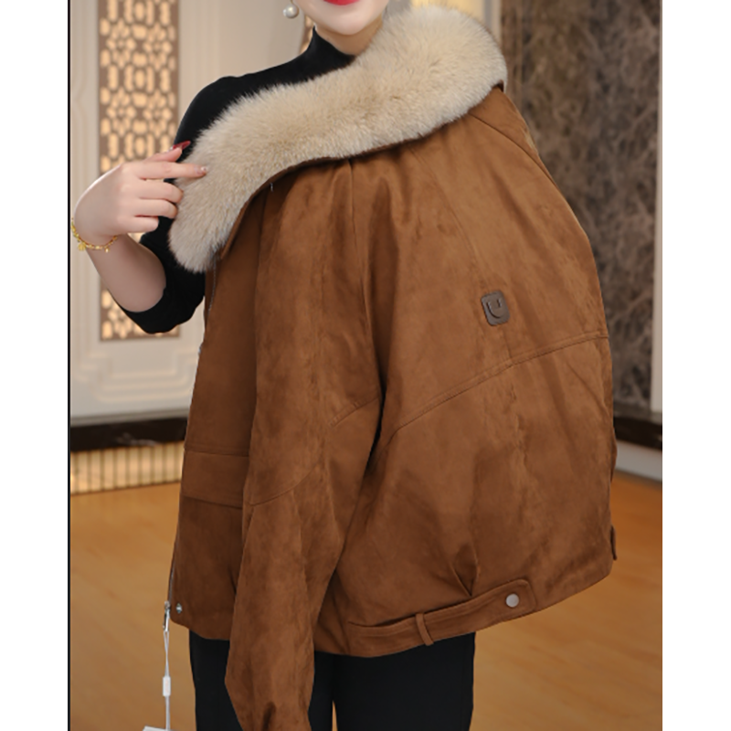 时尚复古大毛领羽绒服2025冬季新款个性百搭保暖外套