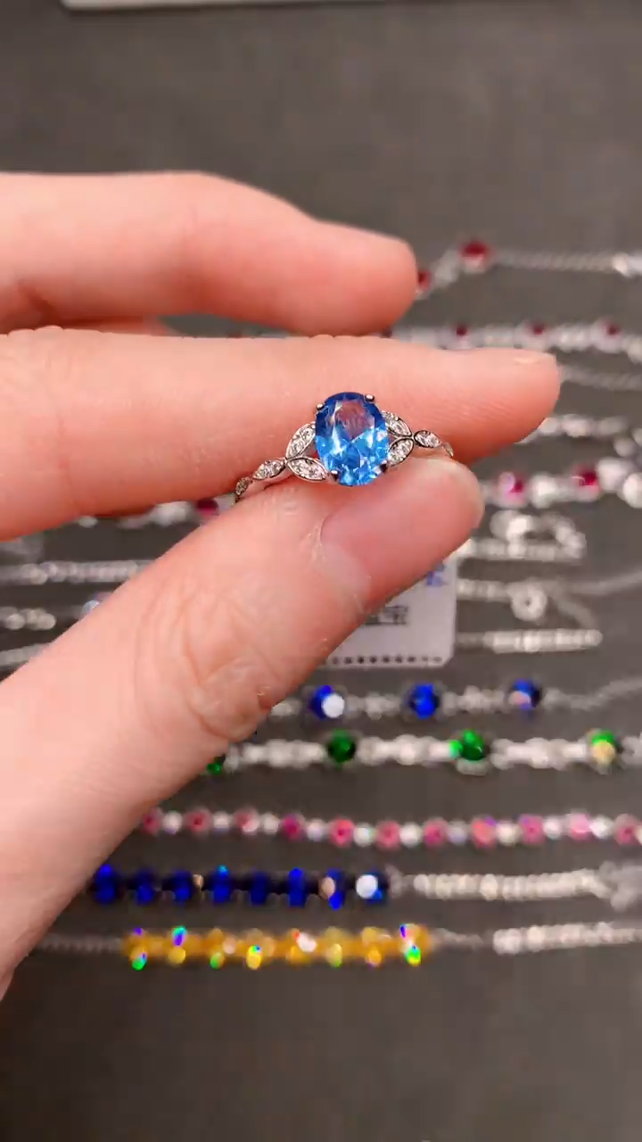 【闪购商品】海蓝宝石戒指银S925镶嵌......