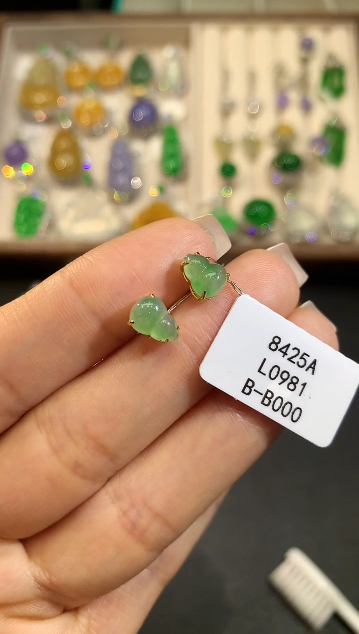 【闪购商品】翡翠耳饰18K金镶嵌L0981