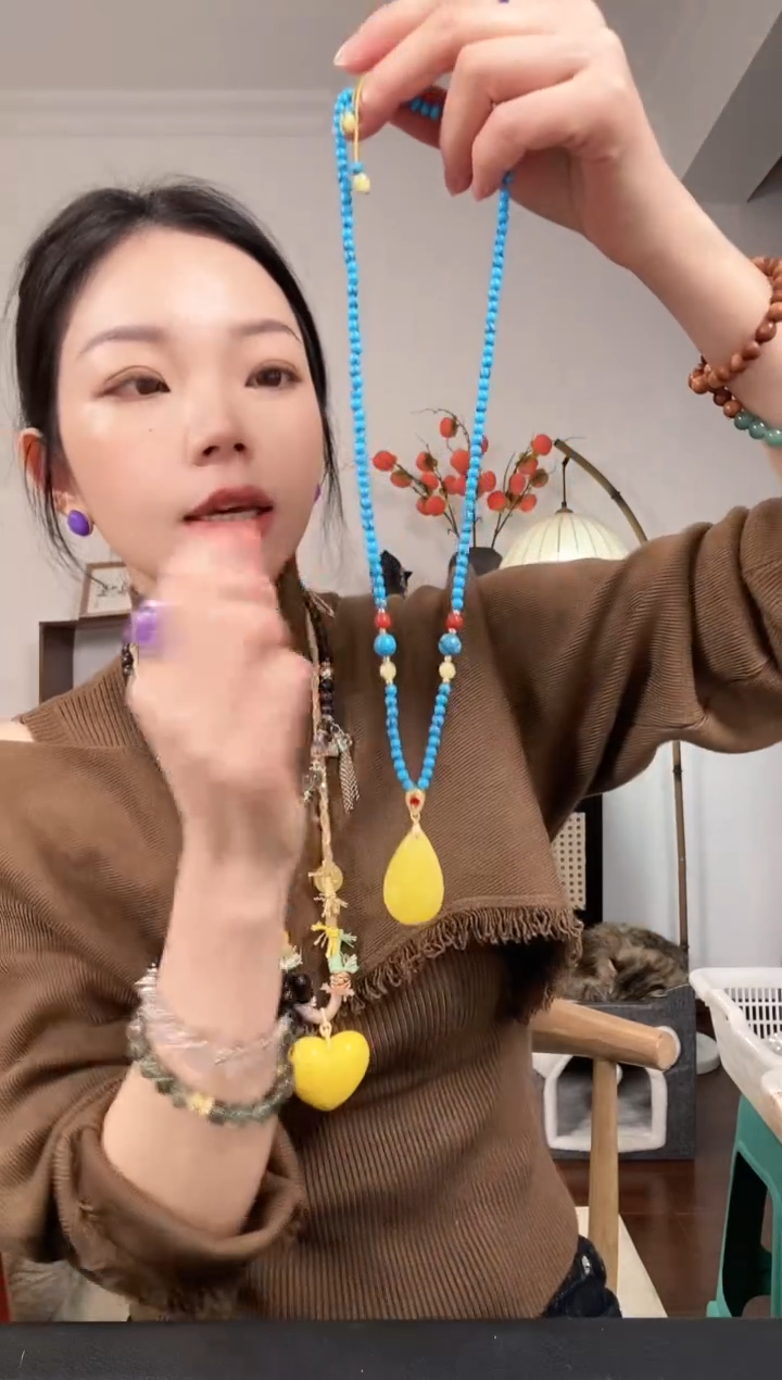 【闪购商品】琥珀颈饰未镶嵌Q28QQQQQ