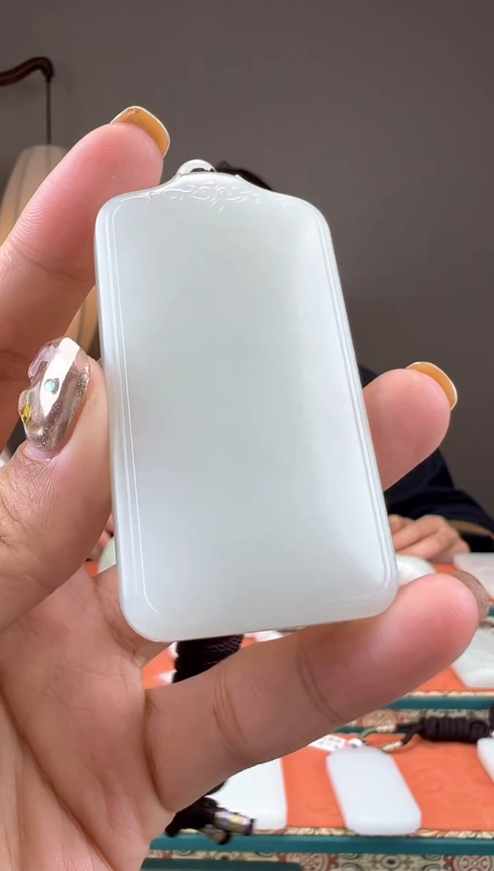 【闪购商品】和田玉颈饰未镶嵌1