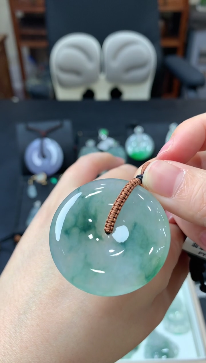 【闪购商品】翡翠吊坠(不含链)未镶嵌挂件