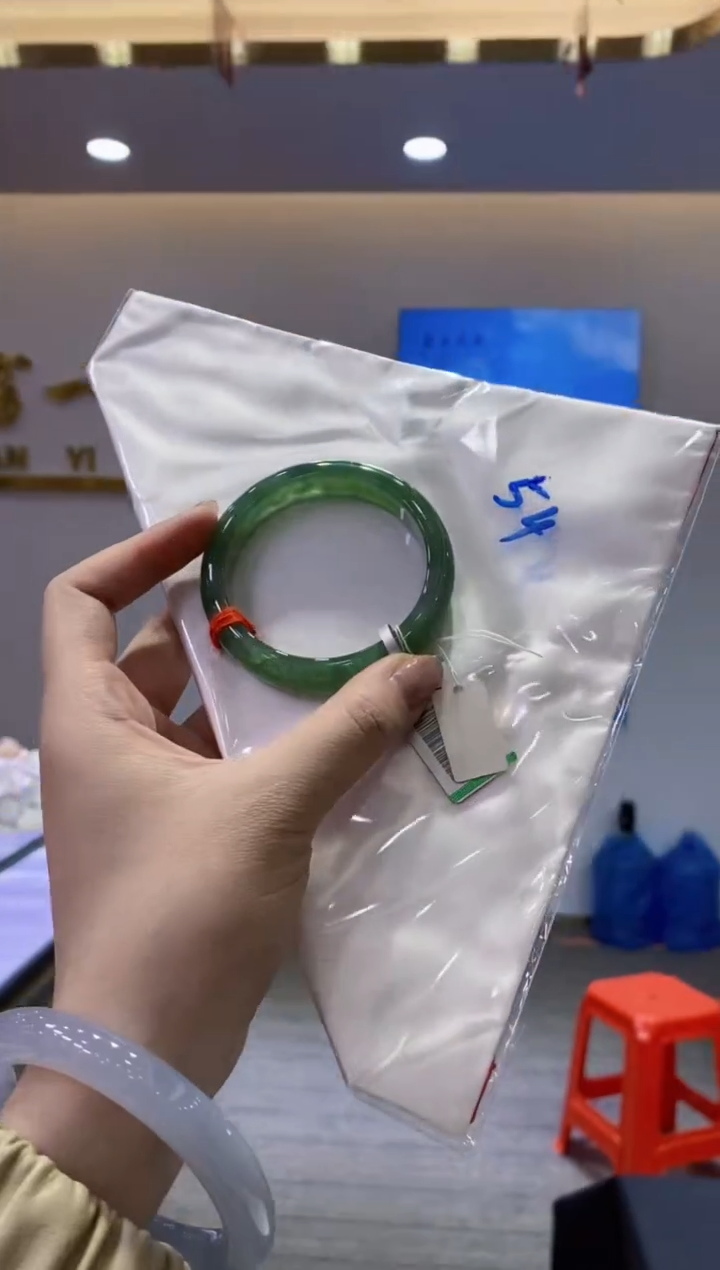 【闪购商品】翡翠手镯未镶嵌1111111111