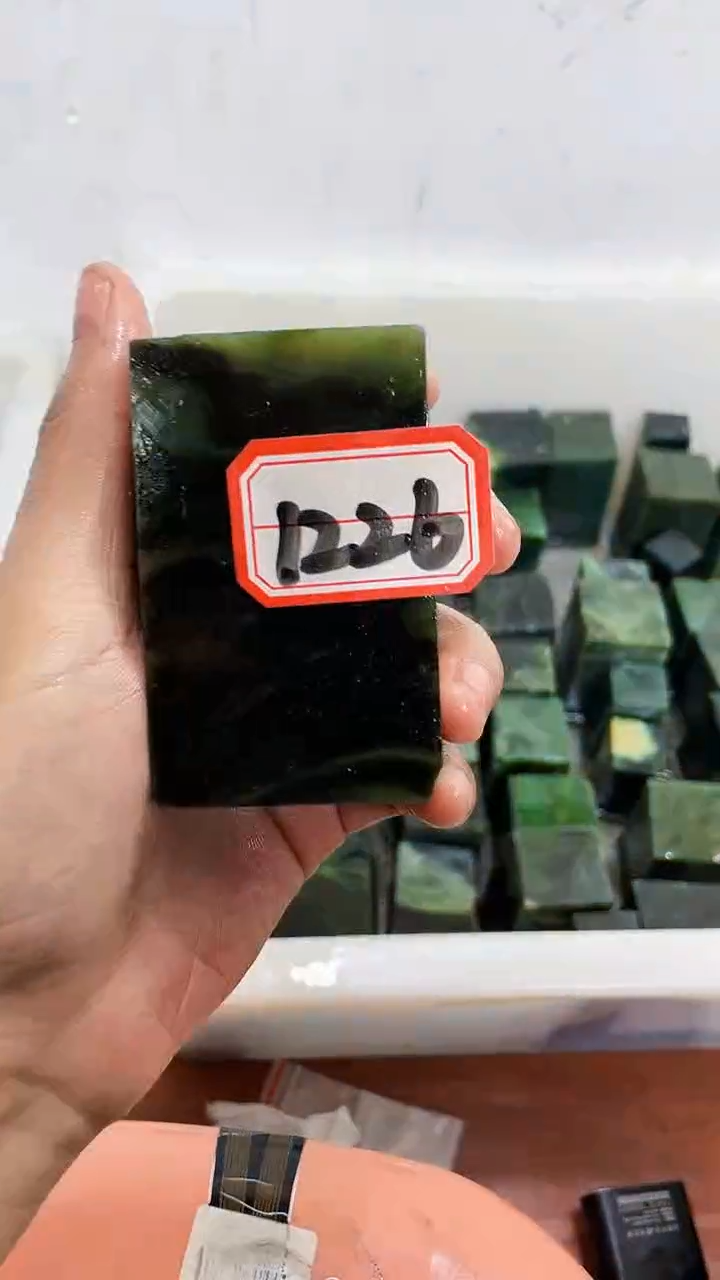 【闪购商品】和田玉摆件未镶嵌1