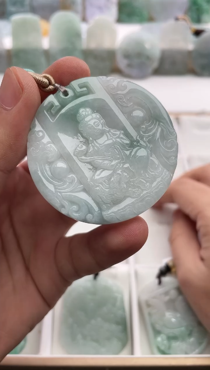 【闪购商品】翡翠颈饰未镶嵌..../3/6/ 84