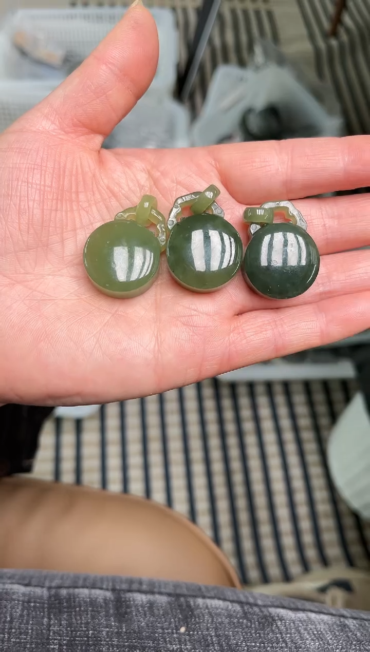 【闪购商品】和田玉吊坠(不含链)未镶嵌吊坠Y-8多样性 发其一