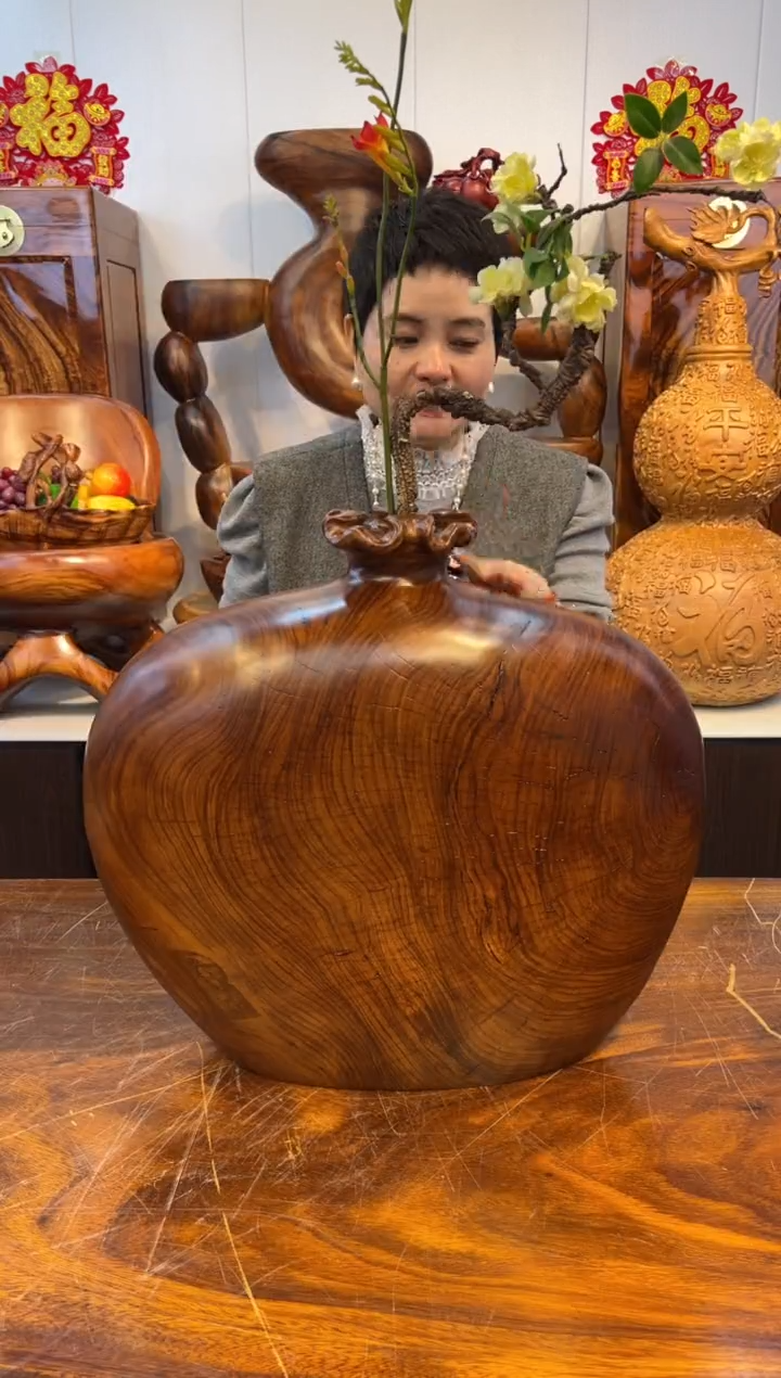 【闪购商品】香樟木实木创意花器