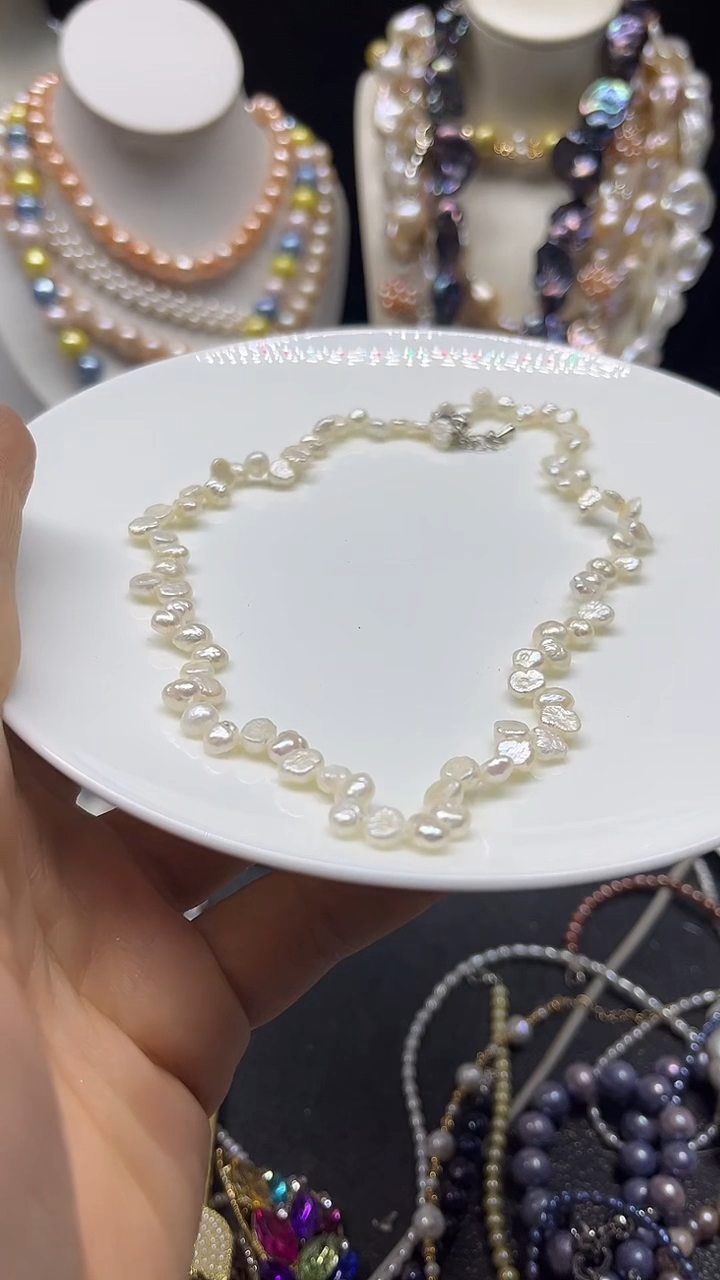 颈饰未镶嵌淡水珍珠多人