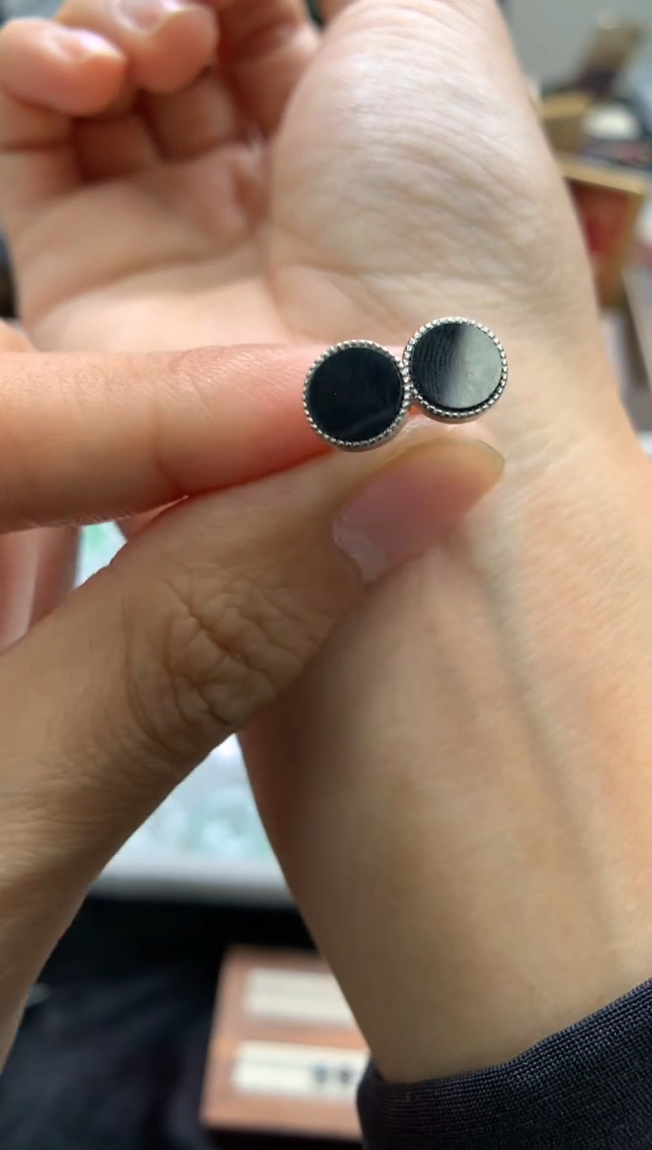 颈饰足银镶嵌翡翠墨翠无事牌耳钉