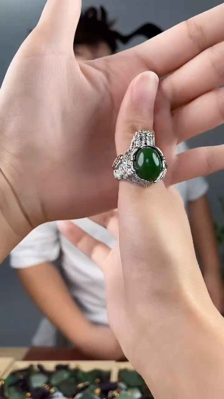 和田玉未镶嵌颈饰拍一发一，多样性发货