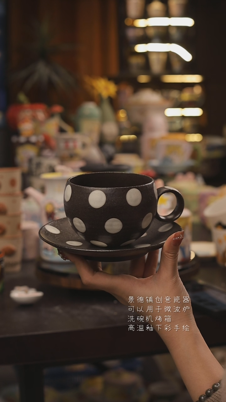 景德镇釉下彩绘设计师款式陶瓷