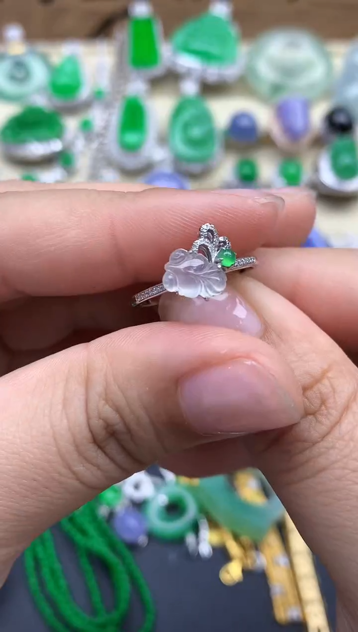 翡翠戒指18K金镶嵌387-春日珠宝