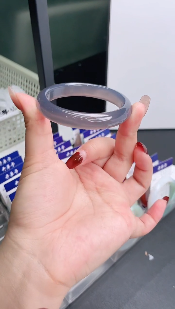 【闪购商品】石英质玉手镯未镶嵌350-55.2