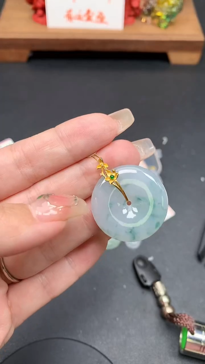 【闪购商品】翡翠吊坠(不含链)18K金镶嵌MS154924