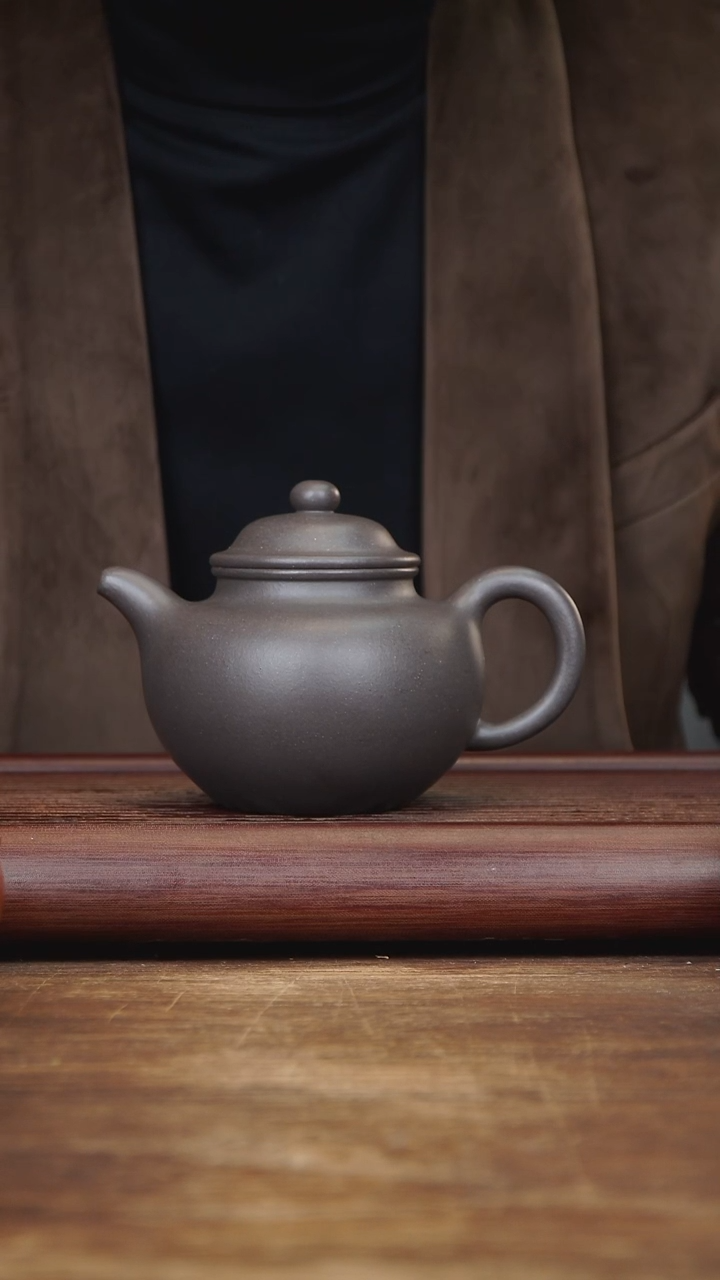 【闪购商品】紫砂茶壶420ml 主播作品全手莲子 天青