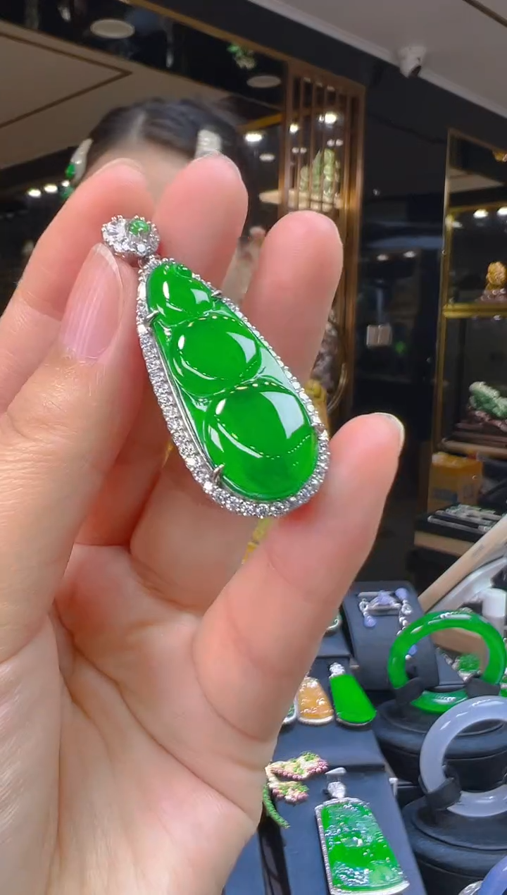 翡翠银S925镶嵌吊坠(赠链)018（多样性发其一）